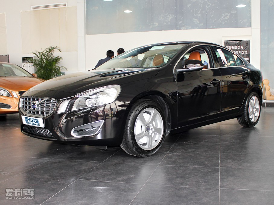 2011֠S60(M(jn)) 2.0T (q)Ű