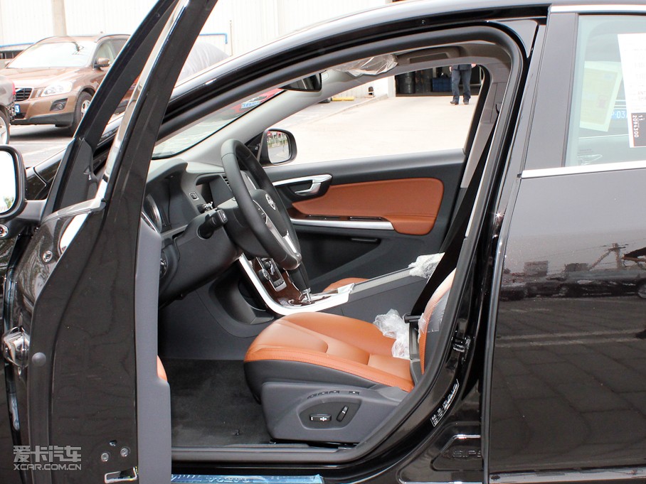 2011֠S60(M) 3.0L T6 