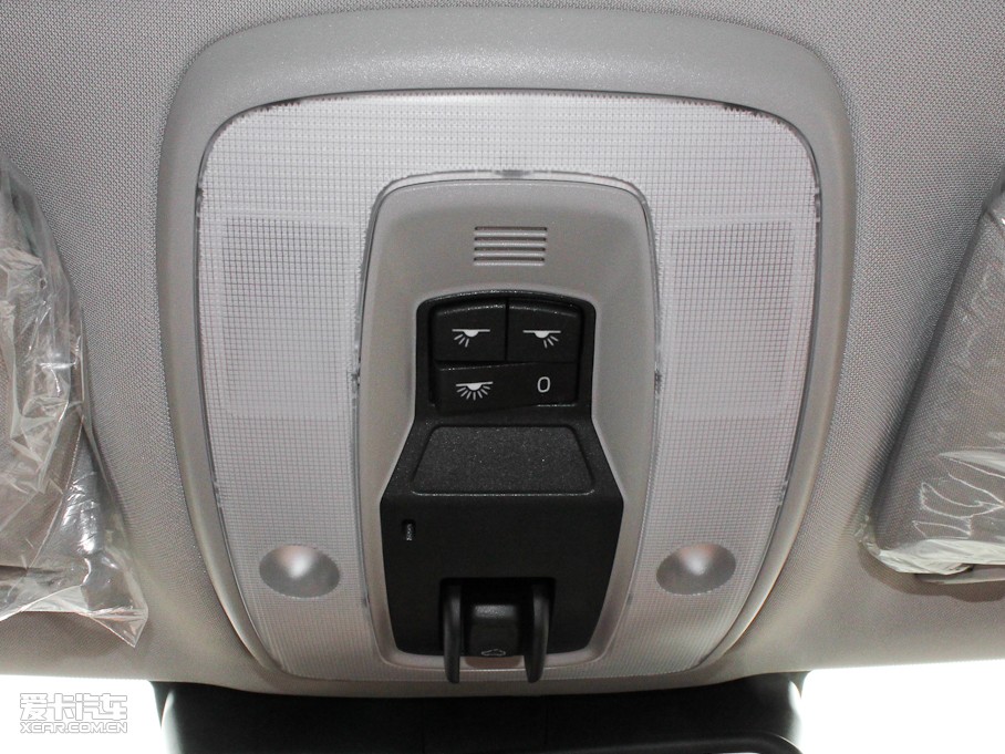 2011֠S60(M) 3.0L T6 