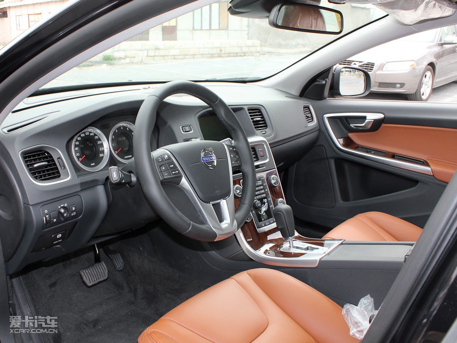 2011֠S60(M) 3.0L T6 