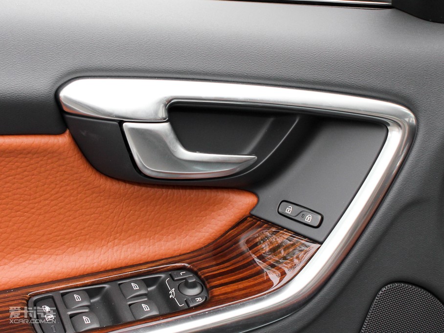 2011֠S60(M) 3.0L T6 