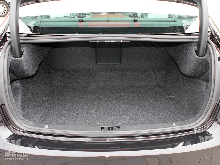 2011֠S60(M) 3.0L T6 (q)