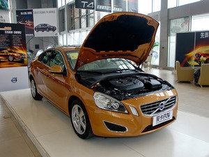 2011款2.0T 两驱智雅版 其它