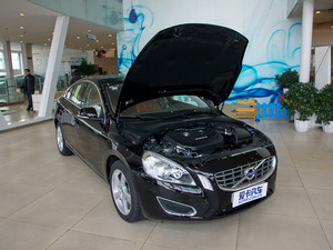 2011款2.0T 两驱智雅版 其它