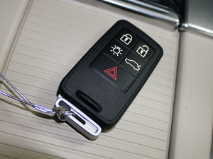 2011款2.0T 两驱智雅版 车钥匙