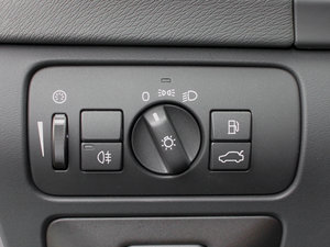 2011款3.0L T6 四驱智尊版 中控区