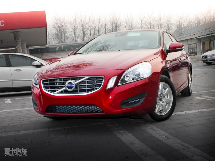 2011款沃尔沃S60图片_整体外观图片_755900