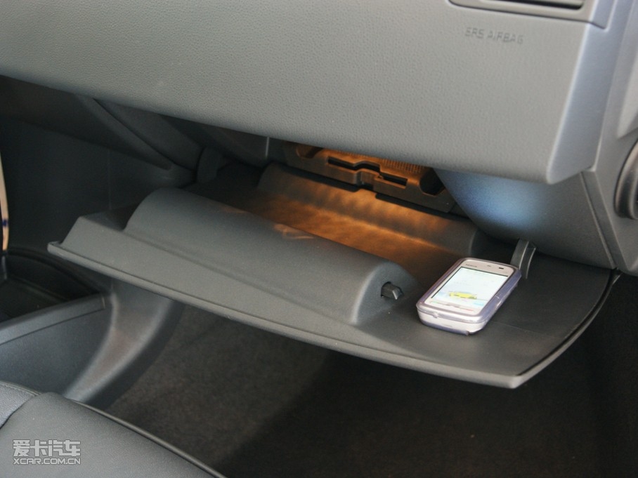 2010���֠���C30 2.0L ���Ű�