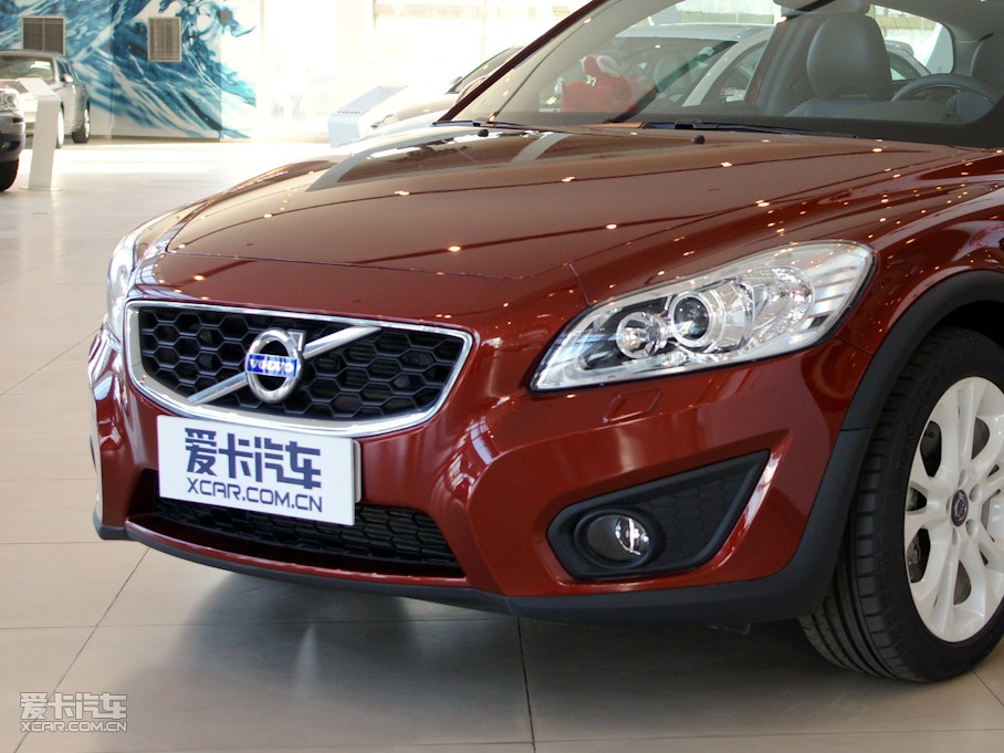 2010֠C30 2.4i 