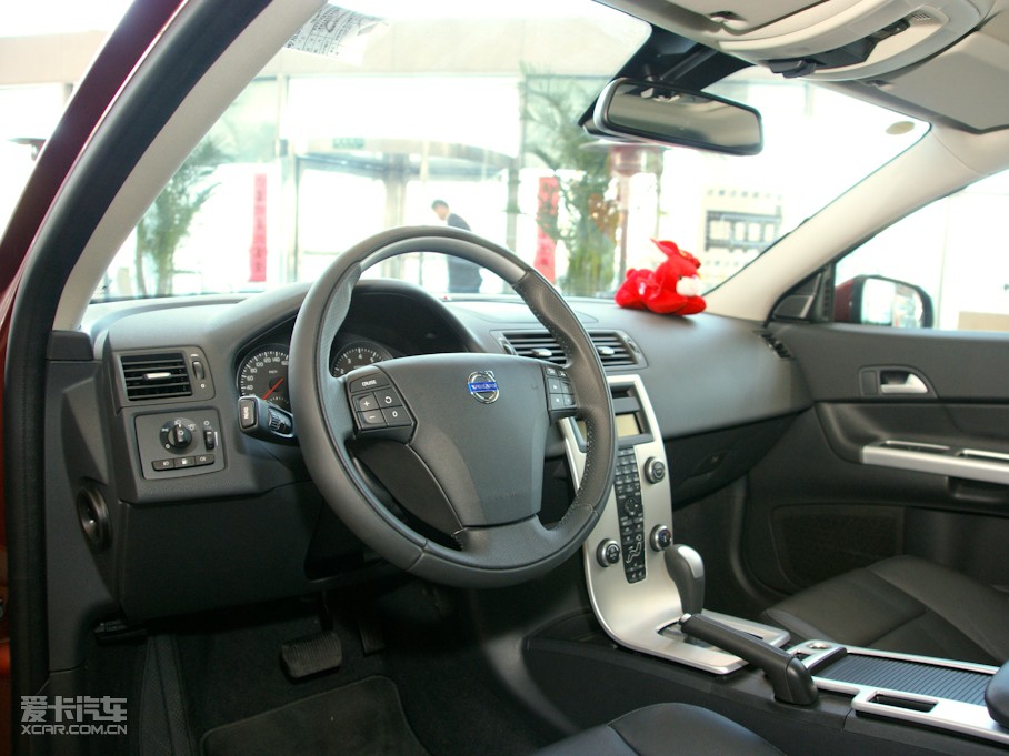 2010���֠���C30 2.4i 