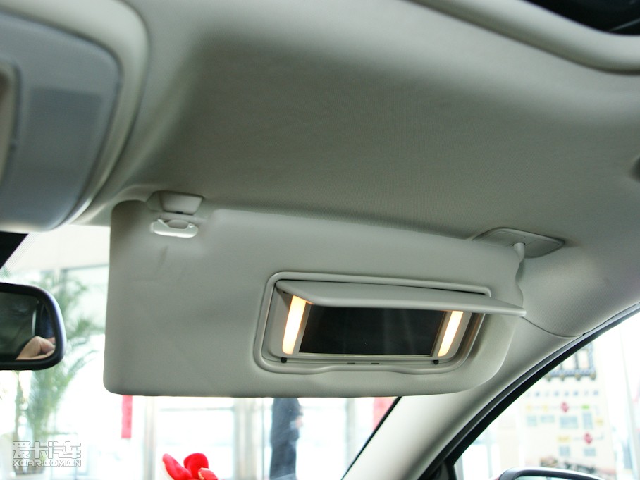 2010���֠���C30 2.4i 