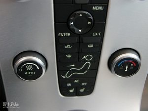 2010款2.0L 智雅版 空调调节