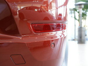 2010款2.4i  细节外观