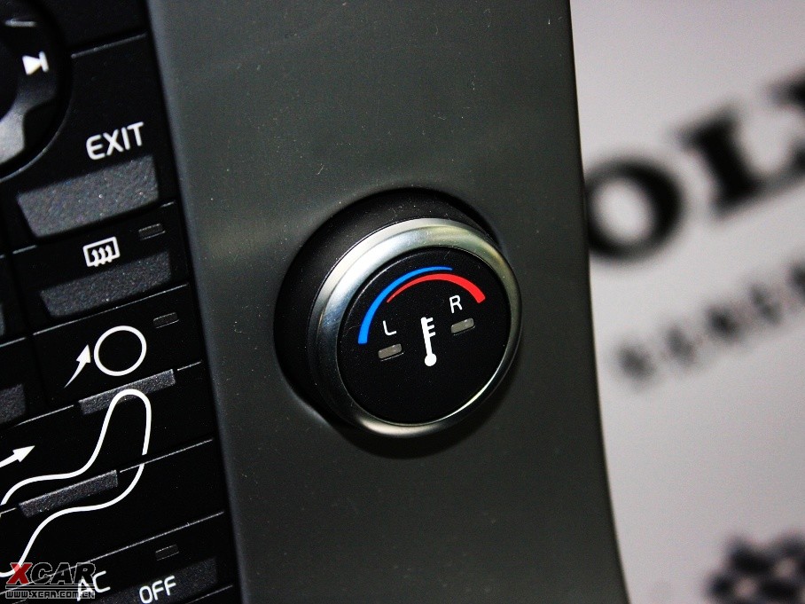 2009���֠���C30 