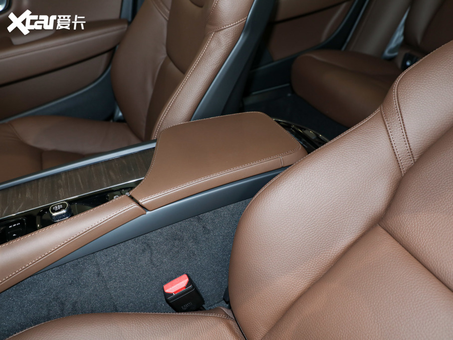 2024֠ V90 Cross Country B5 AWD h