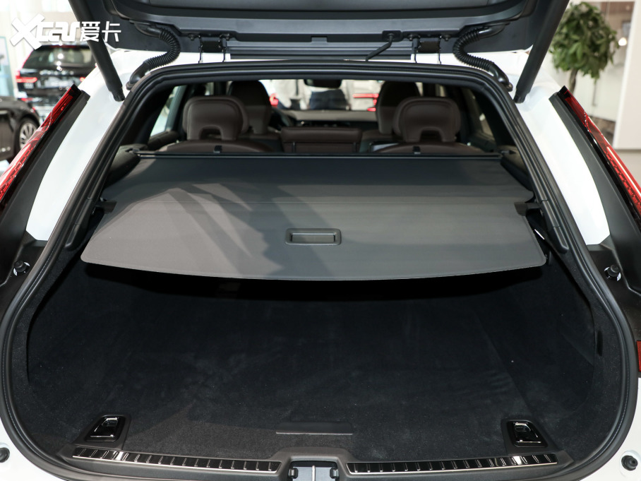 2024֠ V90 Cross Country B5 AWD h