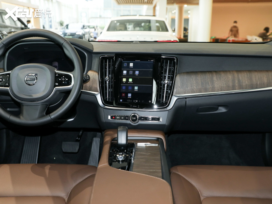 2024֠ V90 Cross Country B5 AWD h