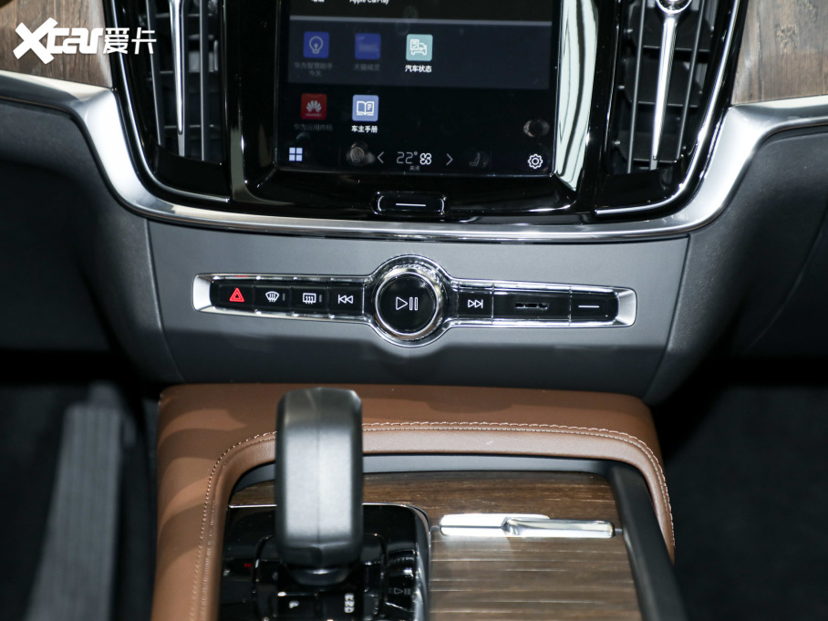 2024֠ V90 Cross Country B5 AWD h