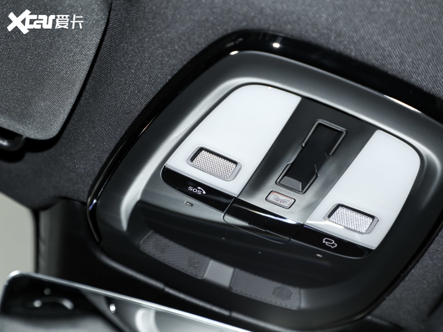 2024֠ V90 Cross Country B5 AWD h