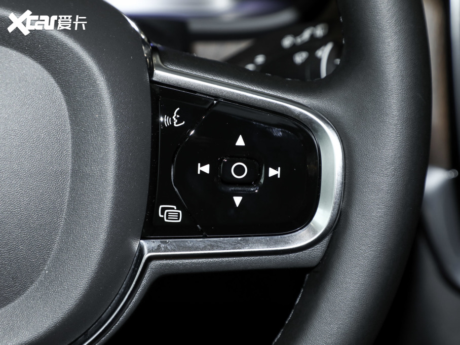 2024֠ V90 Cross Country B5 AWD h