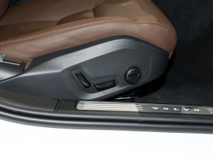 2024Cross Country B5 AWD h g