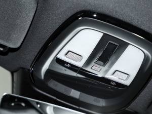 2024Cross Country B5 AWD h п؅^