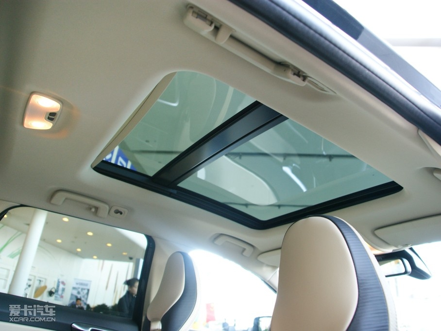 2010֠XC60(M) R-design