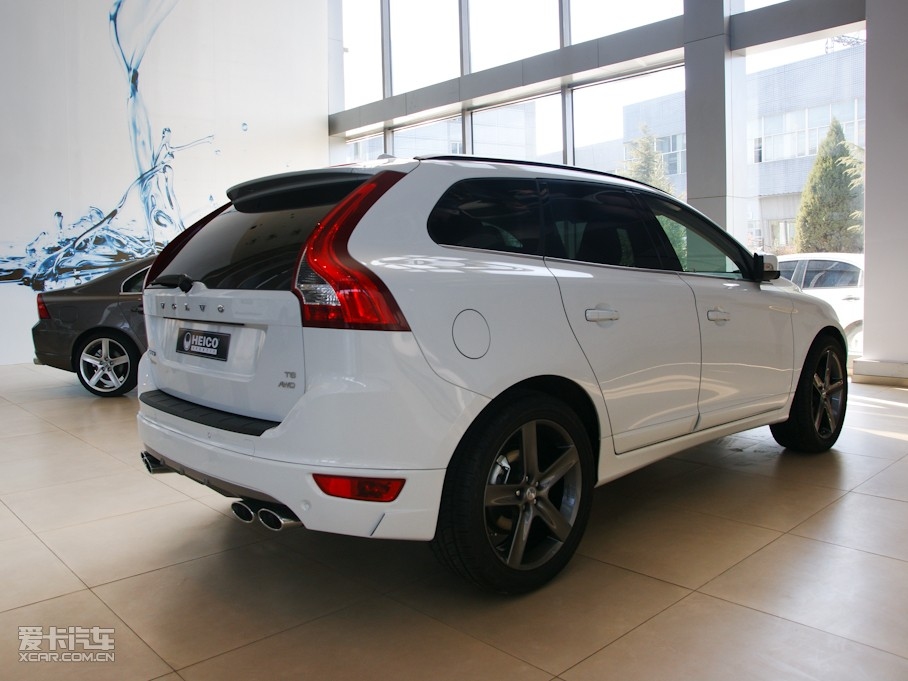 2010֠XC60(M) T6 