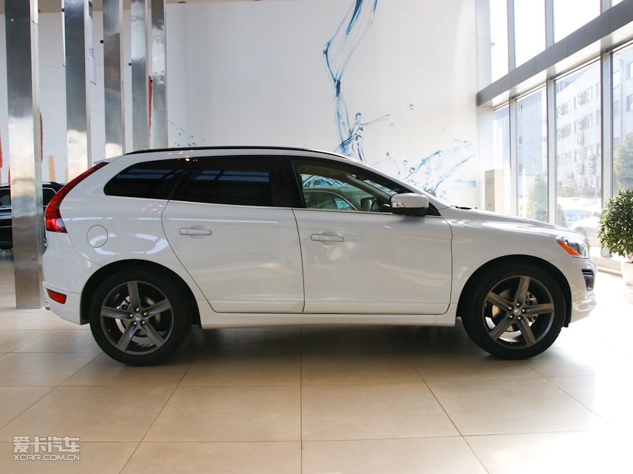 2010ֶXC60() T6 