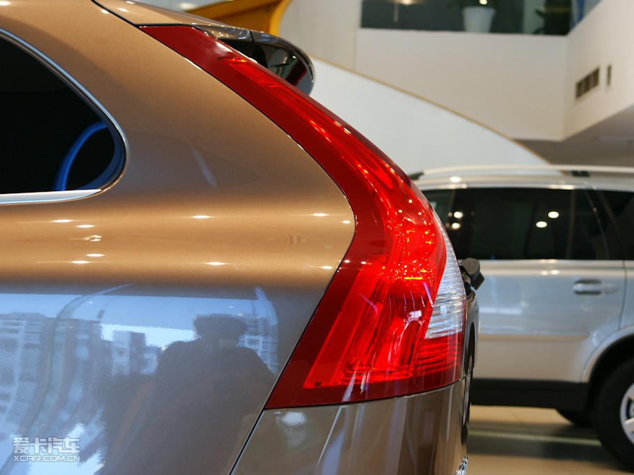 2011֠XC60(M(jn)) 2.0T 