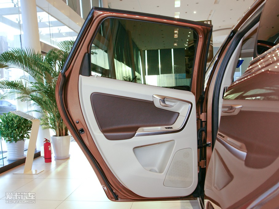 2011֠XC60(M(jn)) 2.0T 