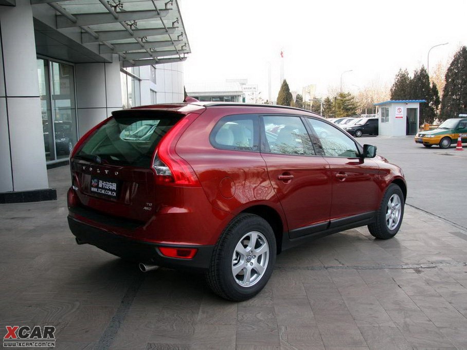 2010֠XC60(M) T6 m