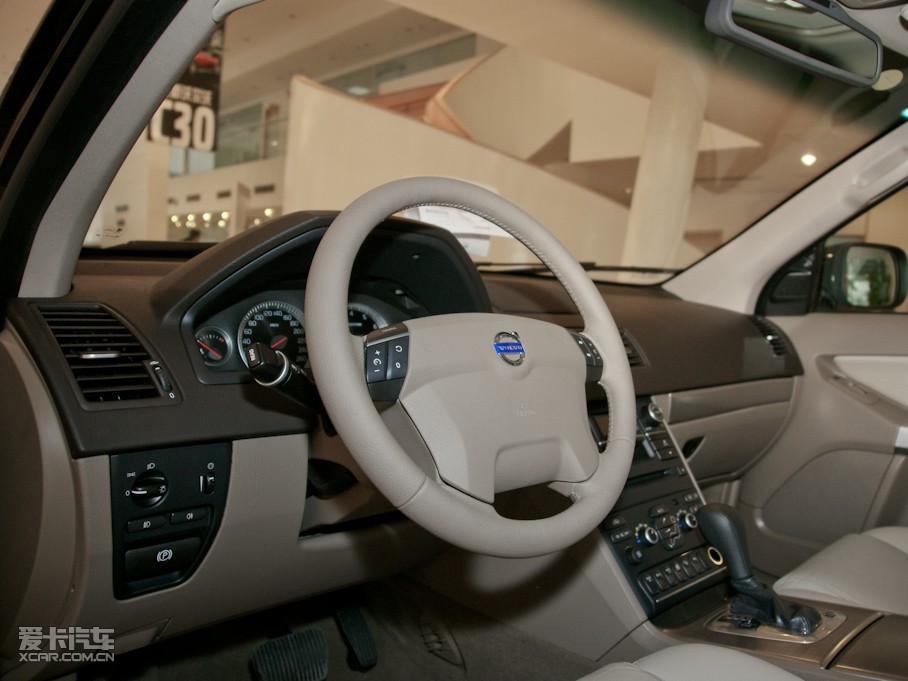 2010���֠���XC90 2.5T AWD