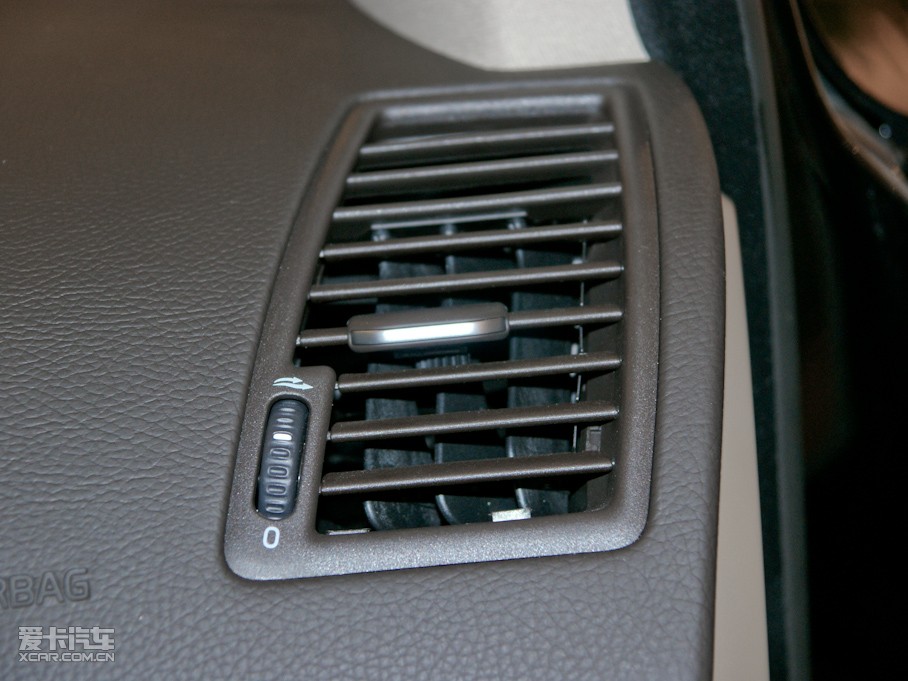 2010���֠���XC90 2.5T AWD