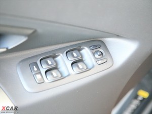 20102.5T AWD \Ӱ п؅^