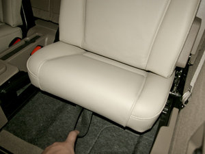 2010款2.5T AWD 空间座椅