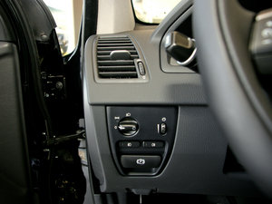 20102.5T AWD \Ӱ п؅^