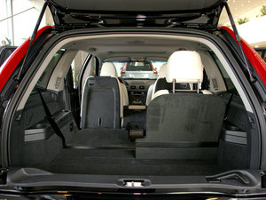 2010款2.5T AWD 运动版 空间座椅