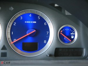 20102.5T AWD \Ӱ п؅^