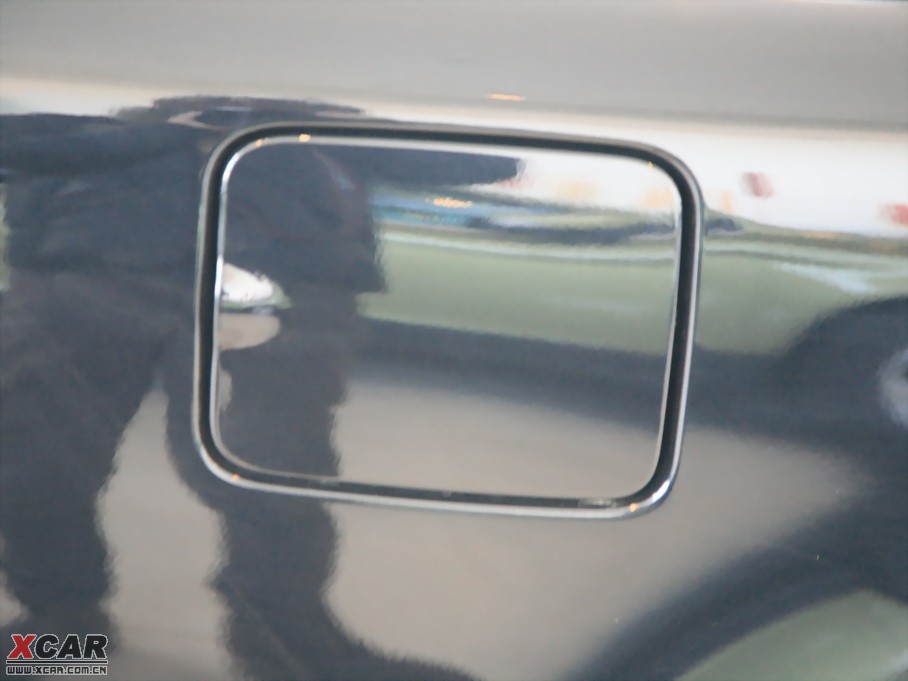 2010���֠���XC90 2.5T AWD �\�Ӱ�