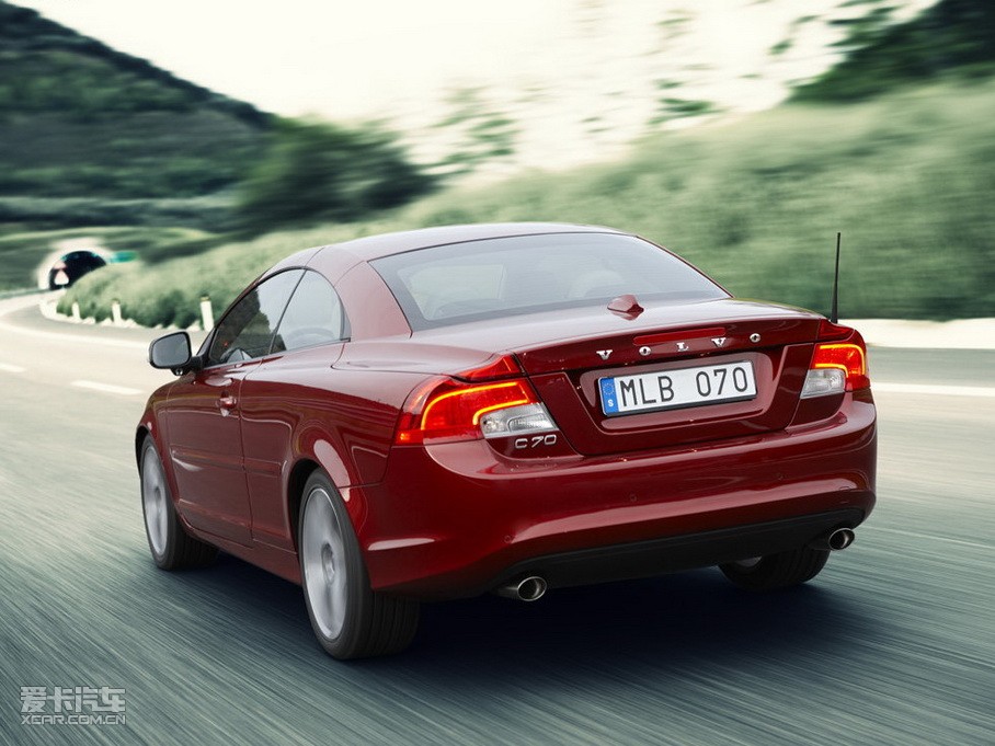 2010֠C70 2.4i