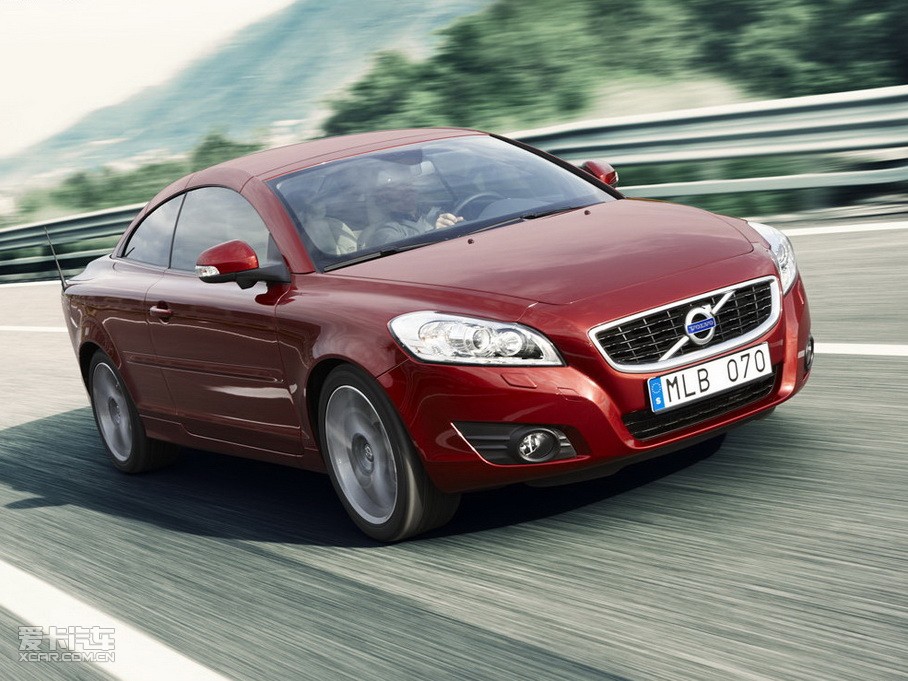 2010֠C70 2.4i