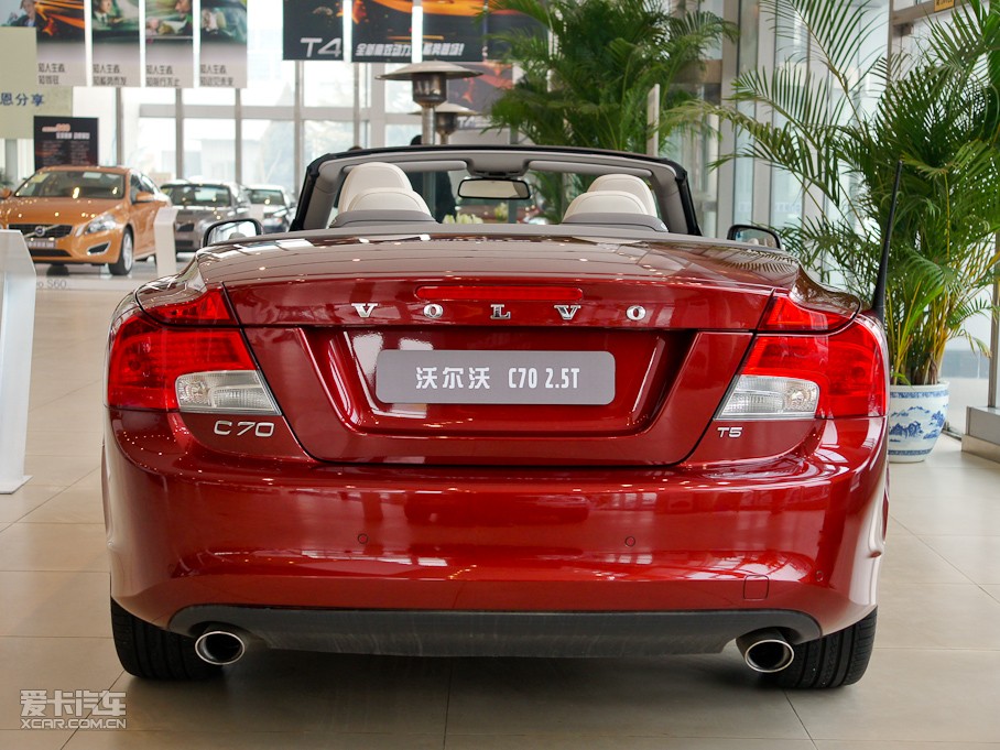 2010֠C70 2.5 T5