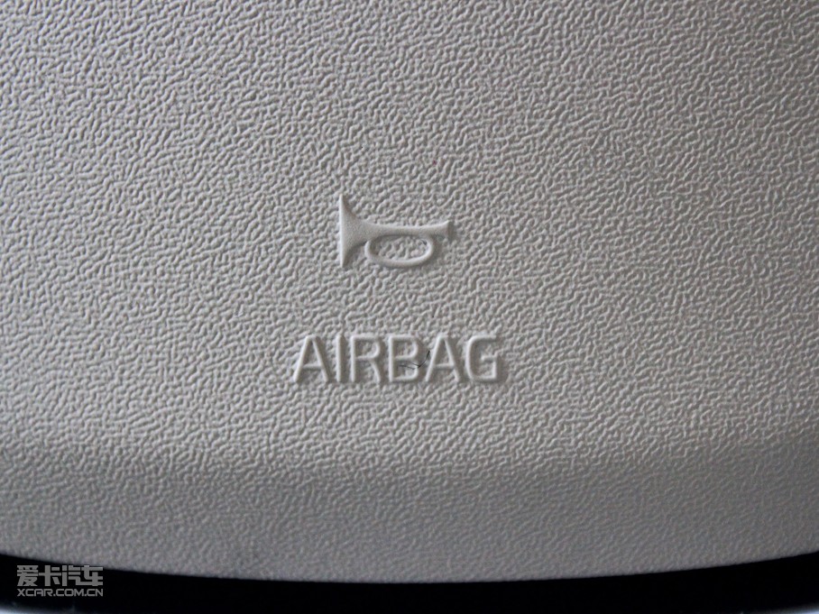 2011֠XC60(M) 2.0T Ű