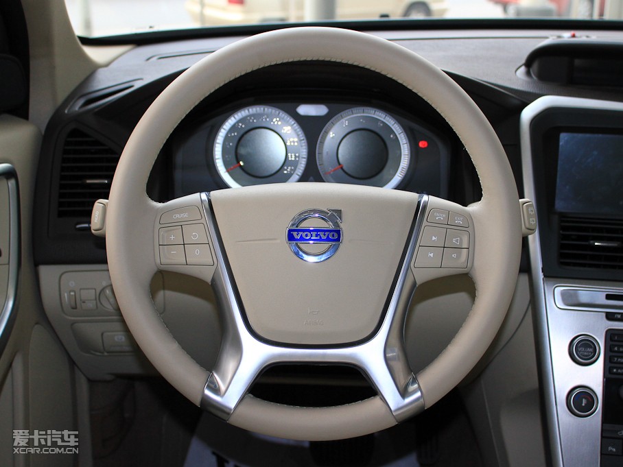 2011֠XC60(M) 2.0T Ű