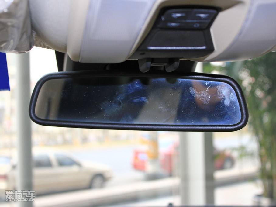 2011֠XC60(M) 2.0T Ű