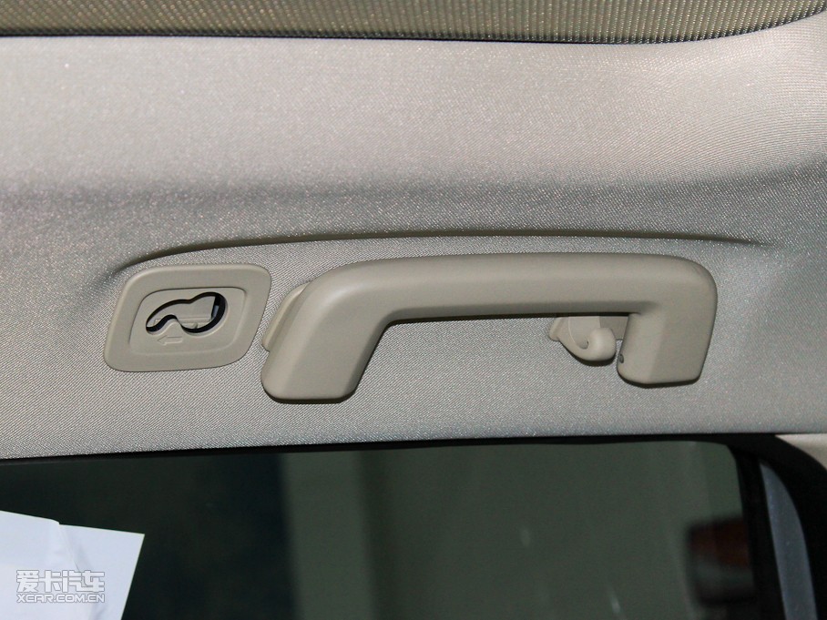 2011֠XC60(M) 2.0T Ű