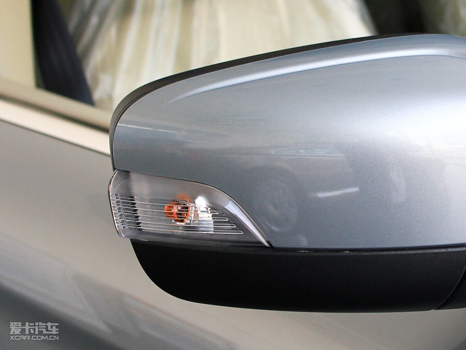 2011֠XC60(M) 2.0T Ű