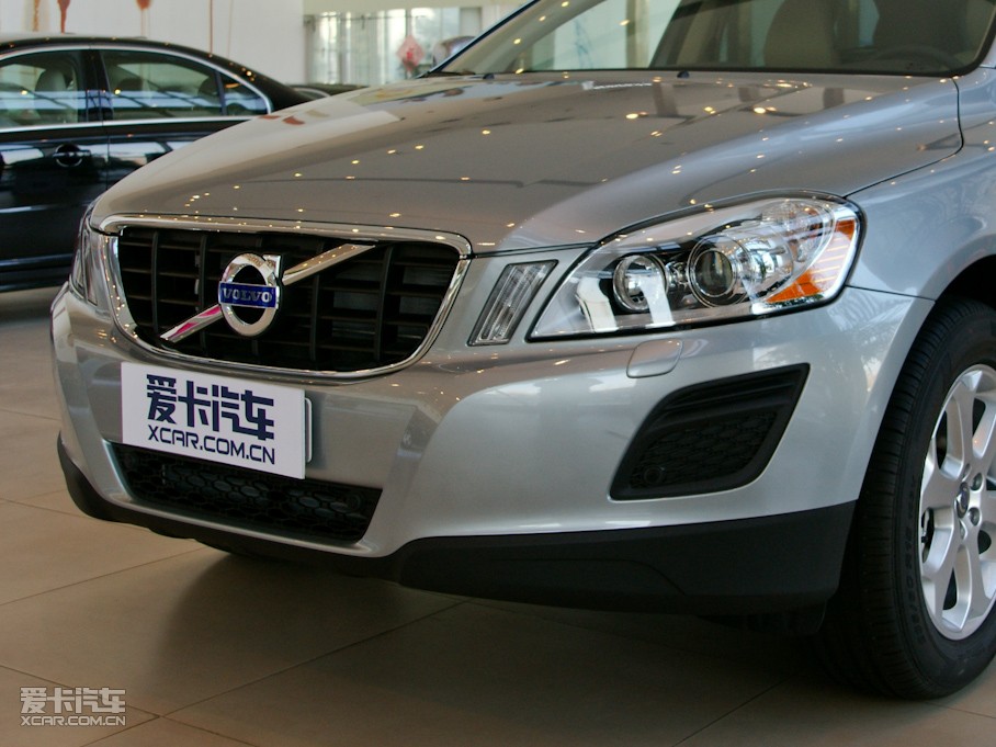2011֠XC60(M) 2.0T 