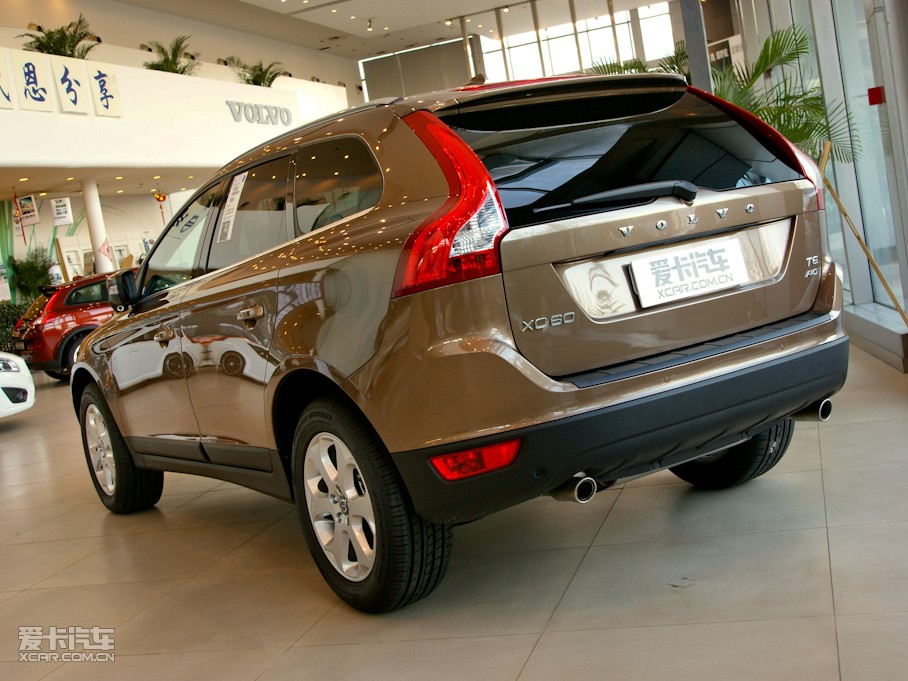 2011֠XC60(M) T6 